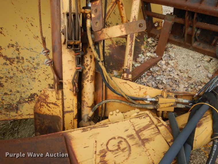 image for item HI9956 10'10"W motor grader snow plow