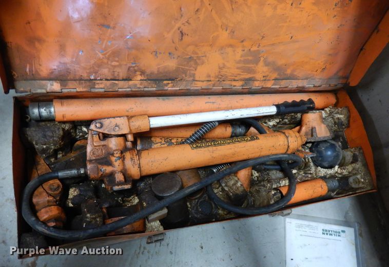 Central Hydraulics T921 portable power hydraulic equipment in