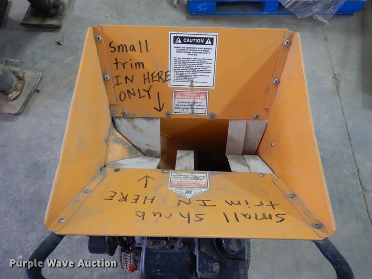 image for item JQ9131 Baker 612-3.5  wood chipper