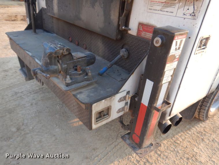 image for item KJ9926 2012 Ford F550 XL  utility / service truck