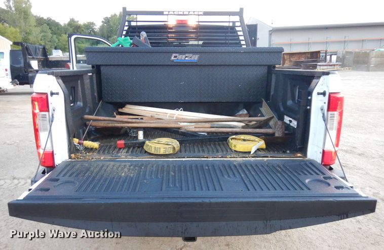 image for item KJ9928 2018 Ford F250 Super Duty  Crew Cab pickup truck