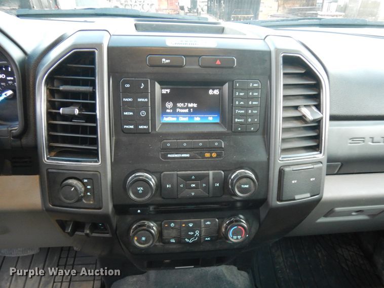 image for item KJ9928 2018 Ford F250 Super Duty  Crew Cab pickup truck