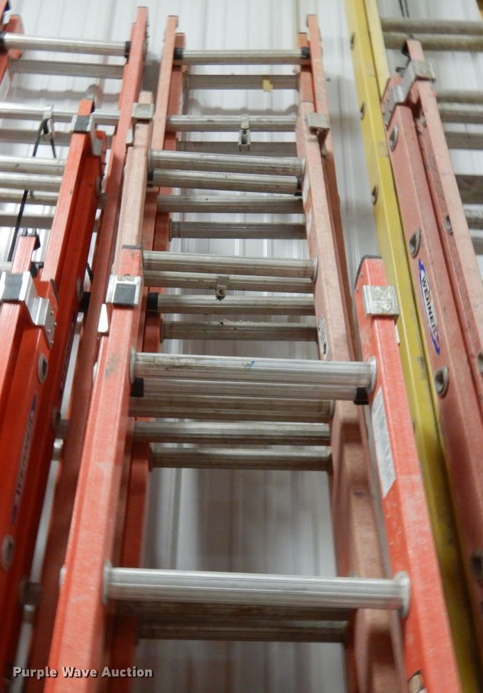 (3) ladders in Rochester, MN | Item KJ9964 sold | Purple Wave