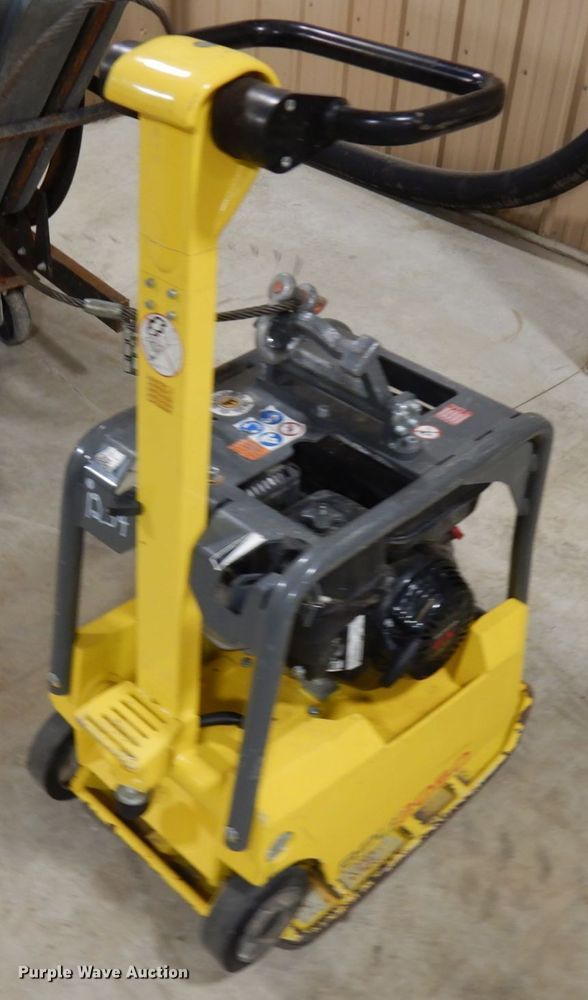 image for item KK9008 Wacker Neuson BPU 3050  plate compactor