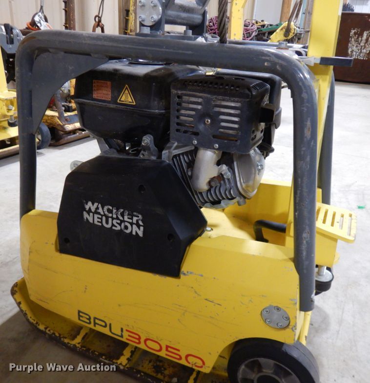 image for item KK9008 Wacker Neuson BPU 3050  plate compactor