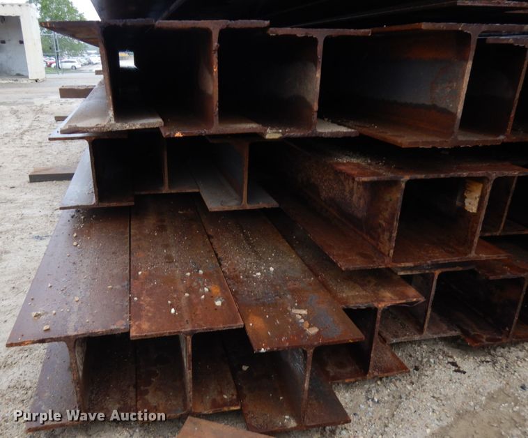 image for item KK9023 (20) H-piles