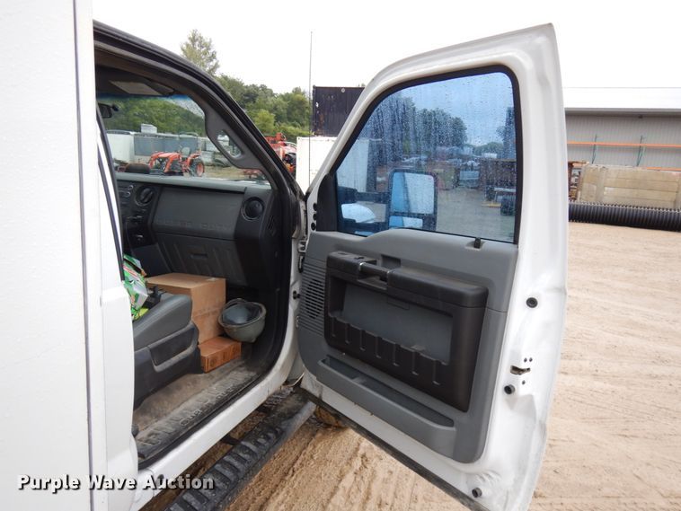 image for item KK9029 2015 Ford F550 Super Duty XL  utility/service truck