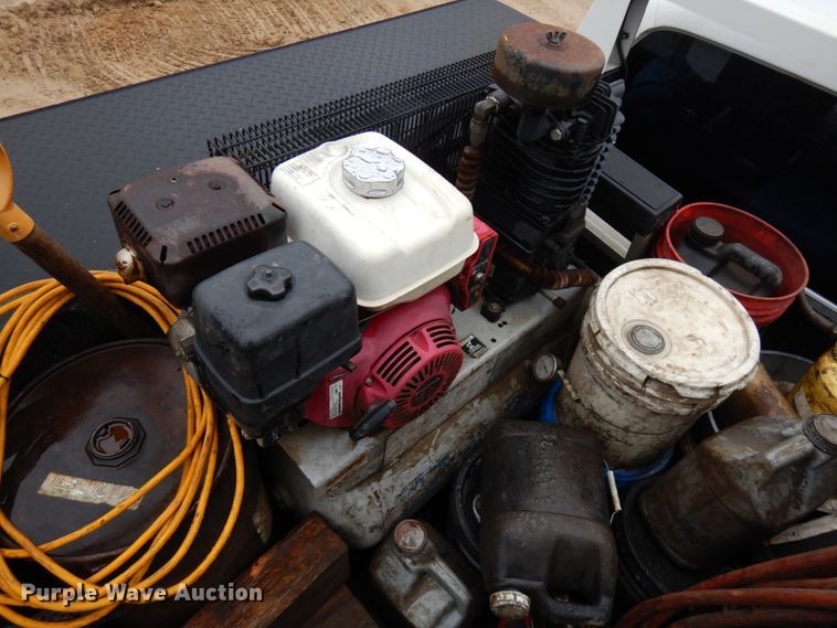 image for item KK9029 2015 Ford F550 Super Duty XL  utility/service truck