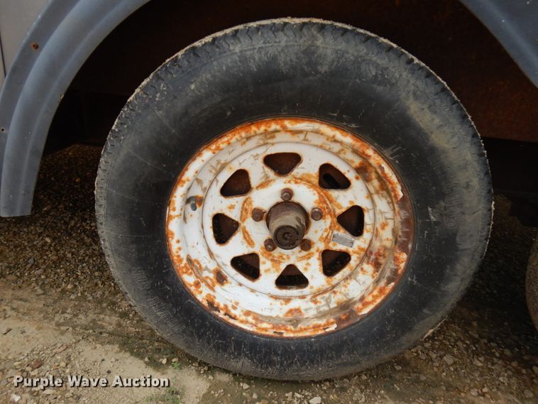 image for item KK9053 1995 United Express Line  enclosed cargo trailer