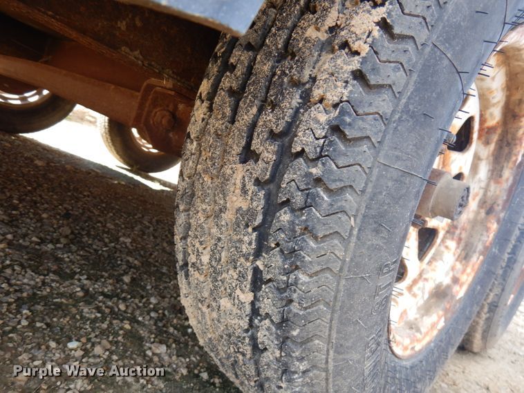 image for item KK9053 1995 United Express Line  enclosed cargo trailer