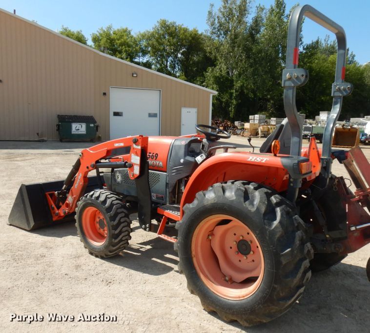 image for item KK9054 2008 Kubota L3240  MFWD tractor