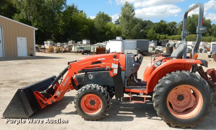 image for item KK9054 2008 Kubota L3240  MFWD tractor