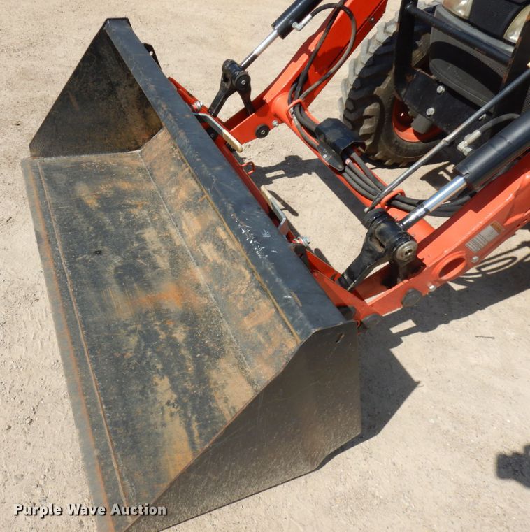 image for item KK9054 2008 Kubota L3240  MFWD tractor