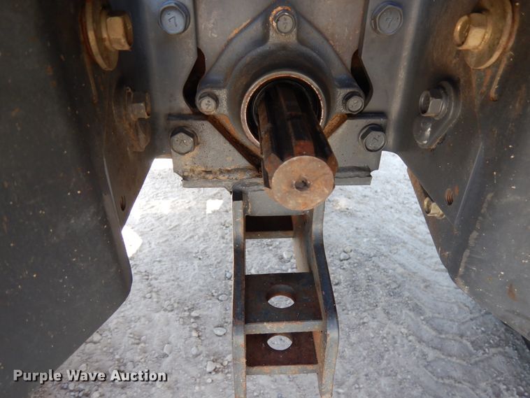 image for item KK9054 2008 Kubota L3240  MFWD tractor