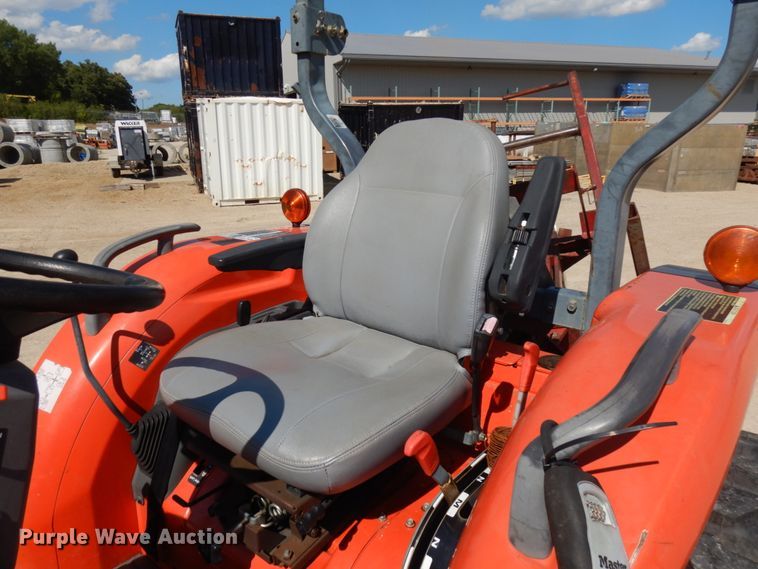 image for item KK9054 2008 Kubota L3240  MFWD tractor