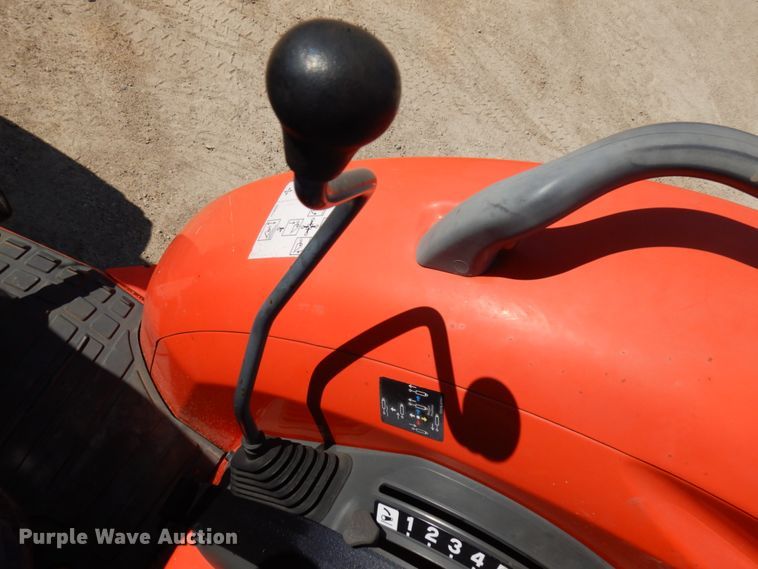 image for item KK9054 2008 Kubota L3240  MFWD tractor