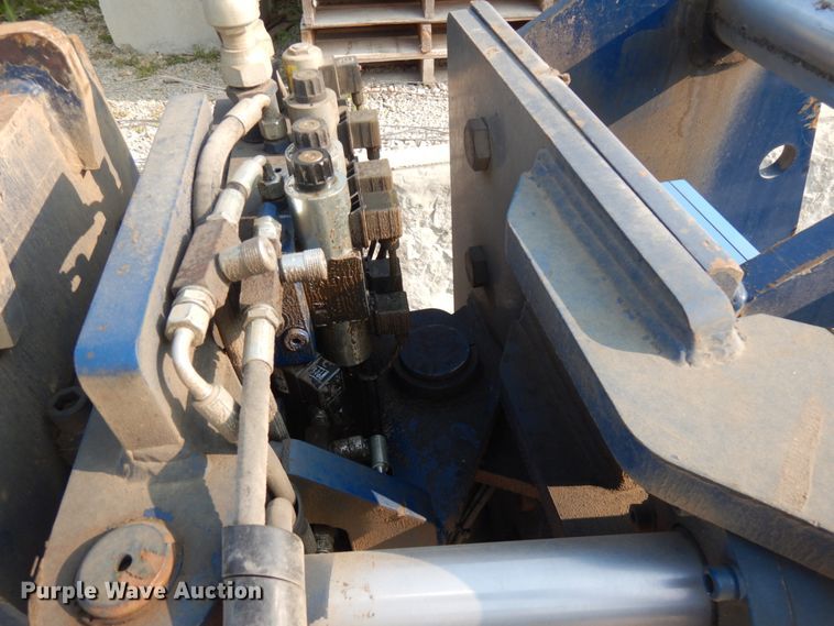 image for item KK9148 Movax SP-100  excavator vibratory pile driver