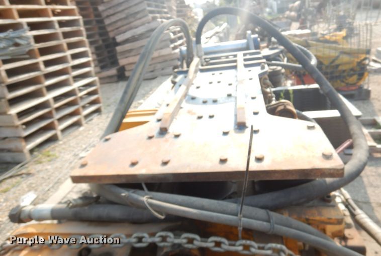 image for item KK9148 Movax SP-100  excavator vibratory pile driver