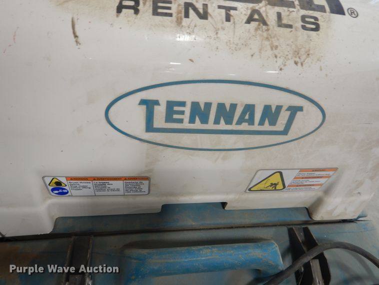 image for item KO9669 Tennant 3640  floor sweeper