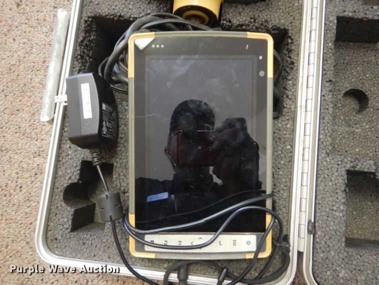 image for item KO9709 TopCon global positioning system