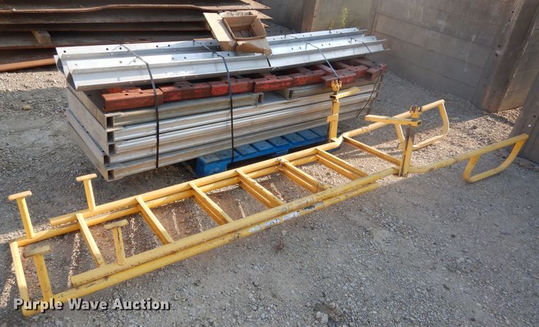 image for item KV9214 Trench box parts