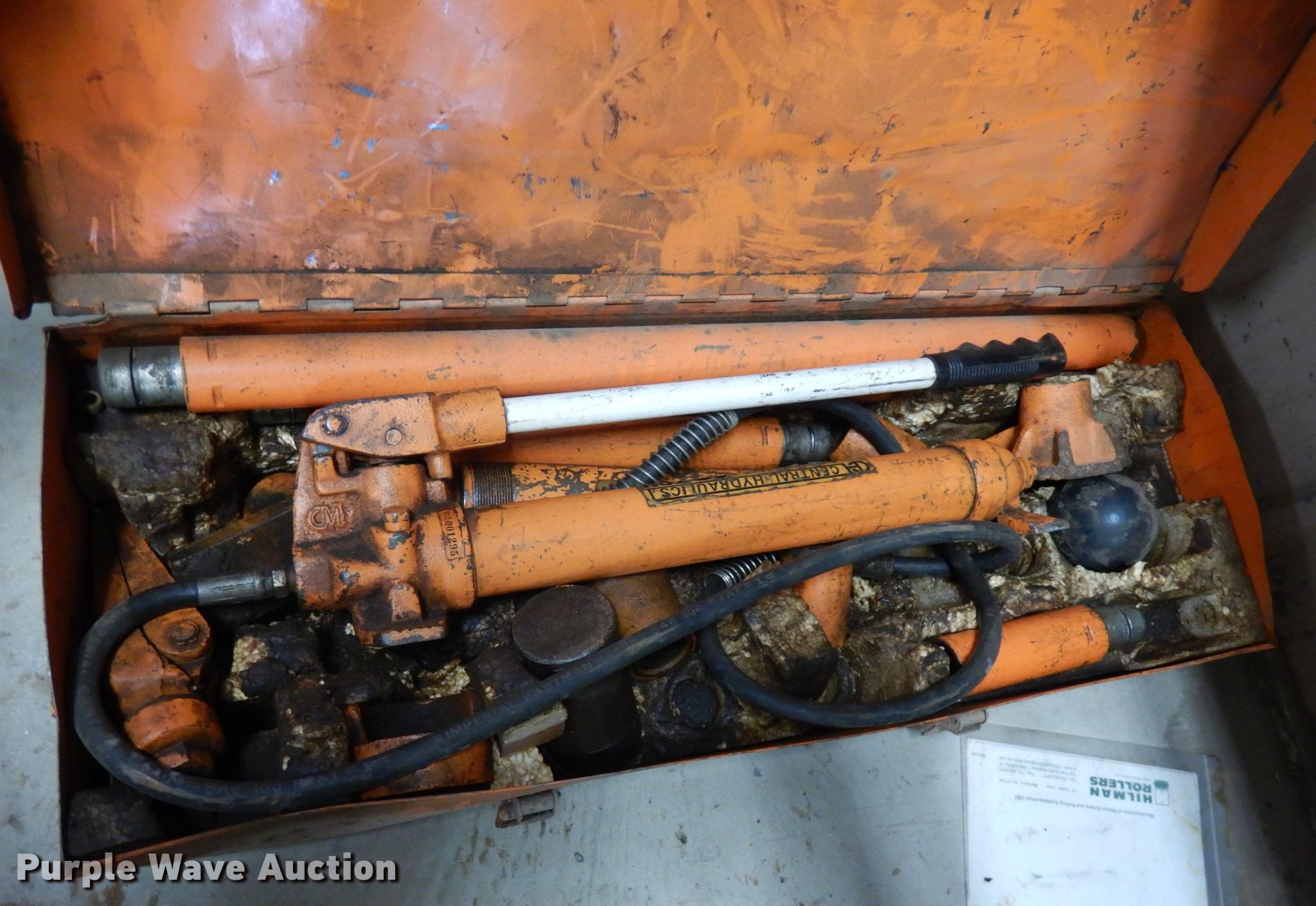 Central Hydraulics T921 portable power hydraulic equipment in