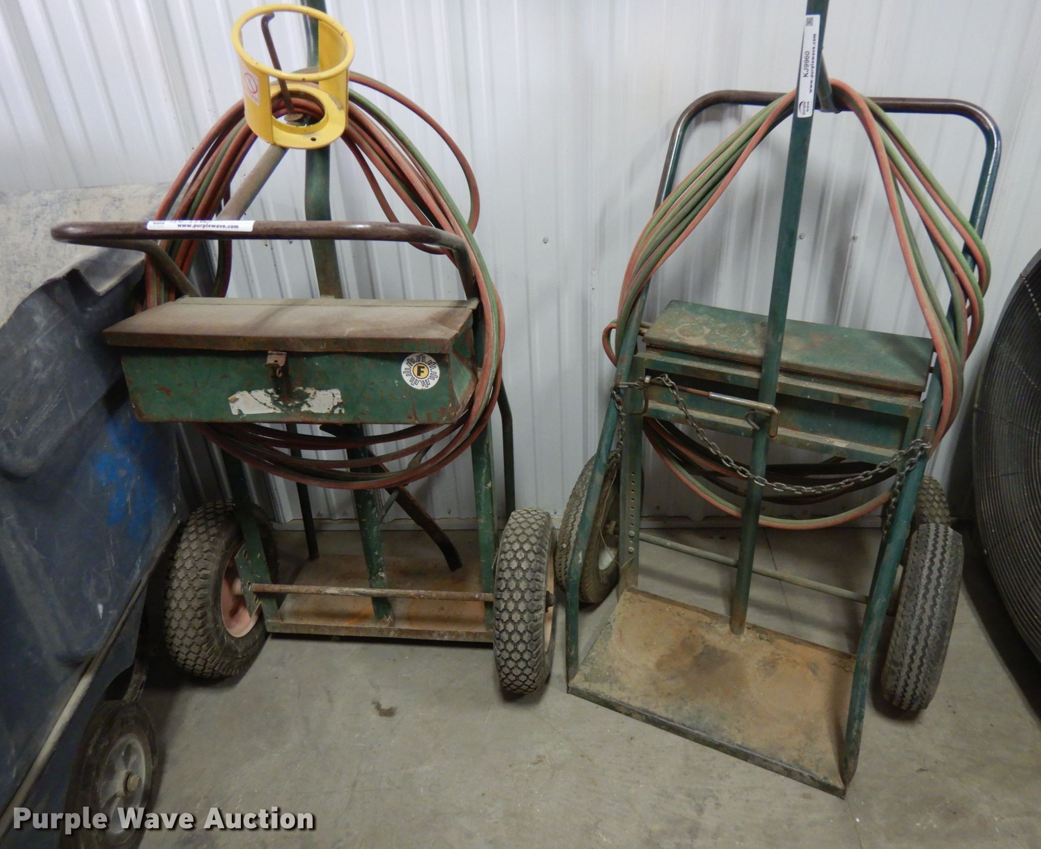 (2) cutting torch carts in Rochester, MN Item KJ9960 sold Purple Wave