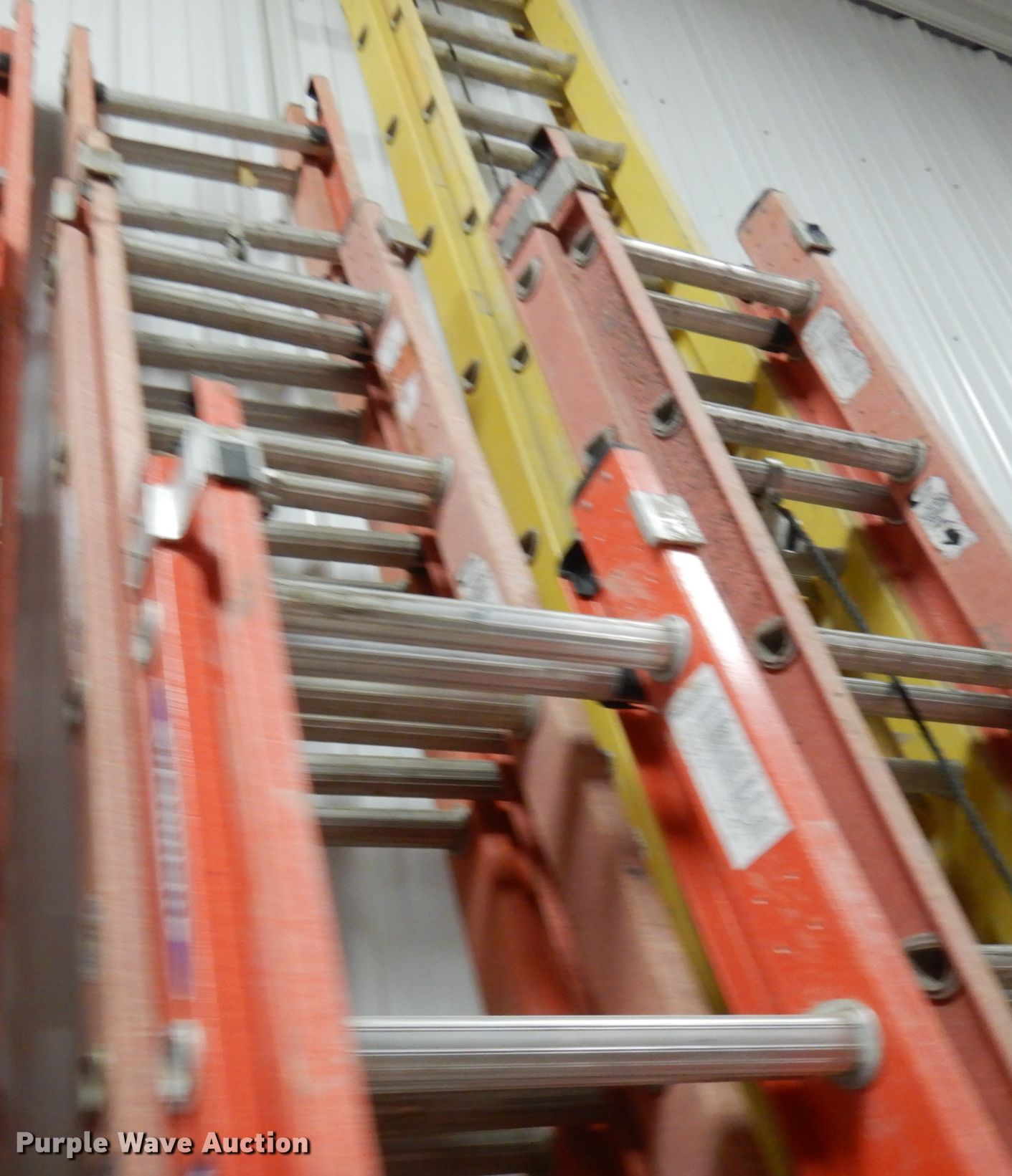 (3) ladders in Rochester, MN Item KJ9964 sold Purple Wave