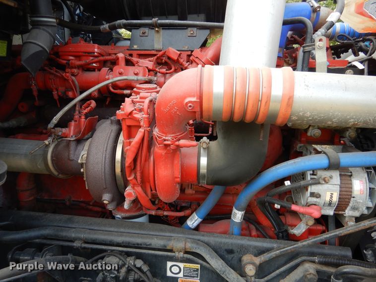 image for item AF9883 2014 Kenworth T800  flatbed truck