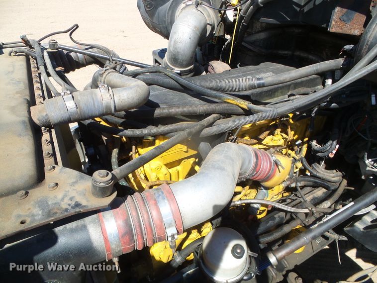 image for item DI5713 2007 Peterbilt 387  semi truck