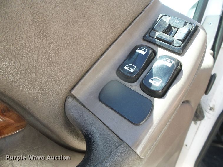 image for item DI5713 2007 Peterbilt 387  semi truck