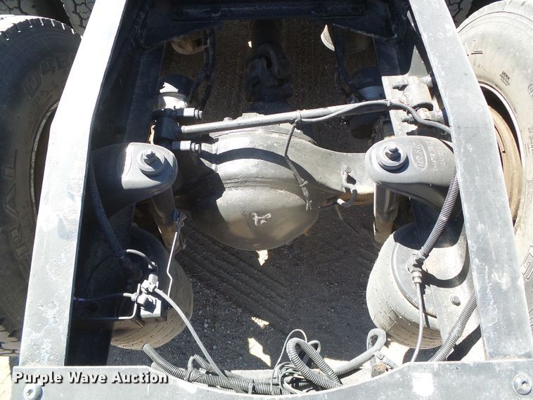 image for item DI5713 2007 Peterbilt 387  semi truck