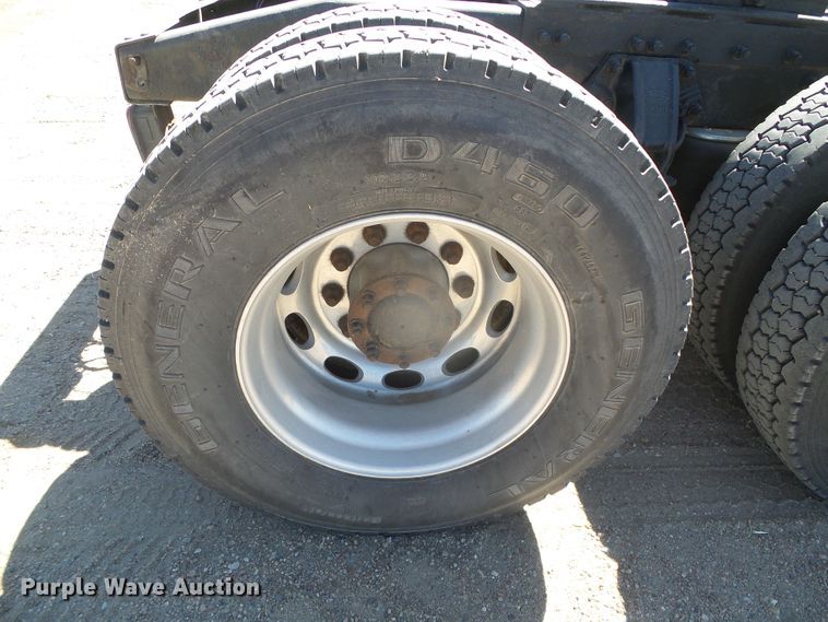 image for item DI5713 2007 Peterbilt 387  semi truck