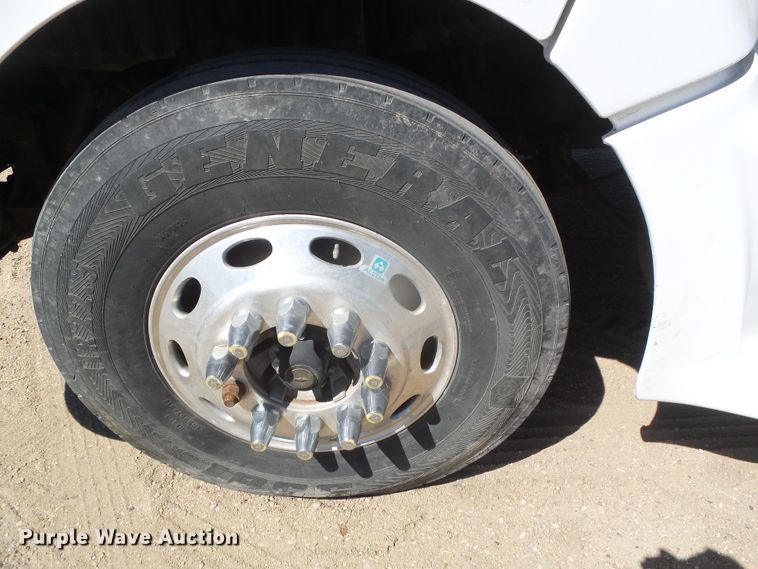 image for item DI5713 2007 Peterbilt 387  semi truck