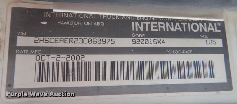 image for item DJ1909 2003 International 9200i  semi truck