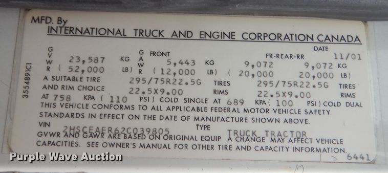 image for item DJ2233 2002 International 9200i  semi truck