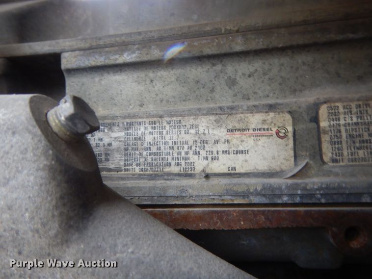 image for item DJ2234 2003 International 9100i  semi truck