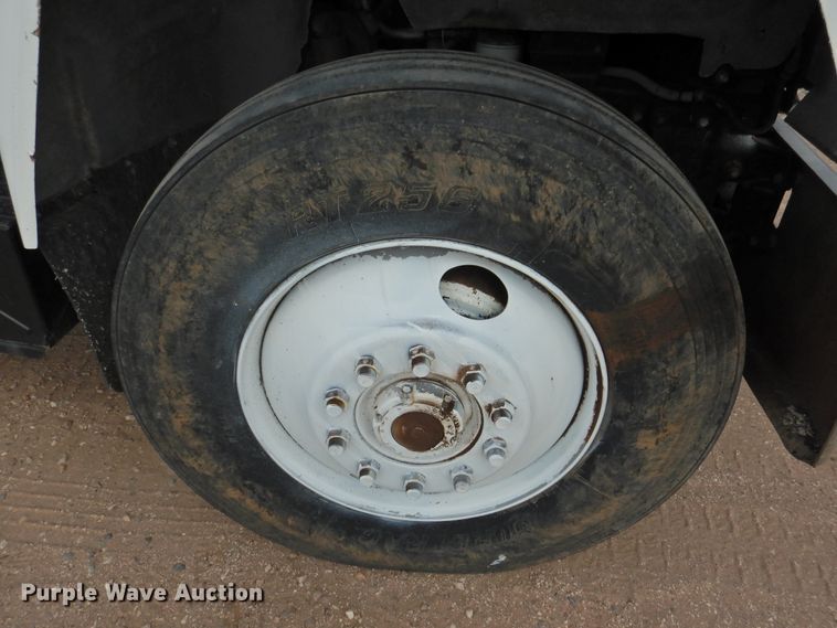 image for item DK2420 1982 Mack R686ST  semi truck