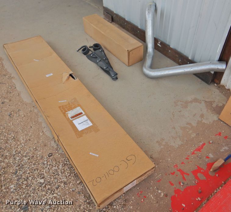 image for item DK2420 1982 Mack R686ST  semi truck