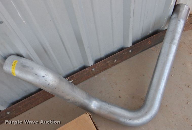 image for item DK2420 1982 Mack R686ST  semi truck