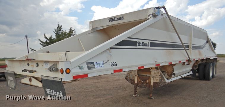 image for item DK2454 2001 Midland MG40MC2000  bottom dump trailer