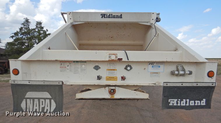 image for item DK2454 2001 Midland MG40MC2000  bottom dump trailer