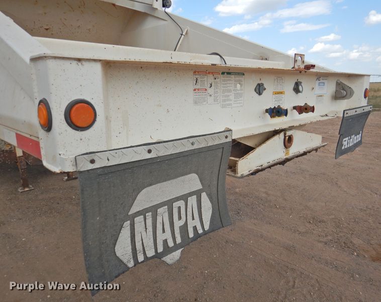 image for item DK2454 2001 Midland MG40MC2000  bottom dump trailer