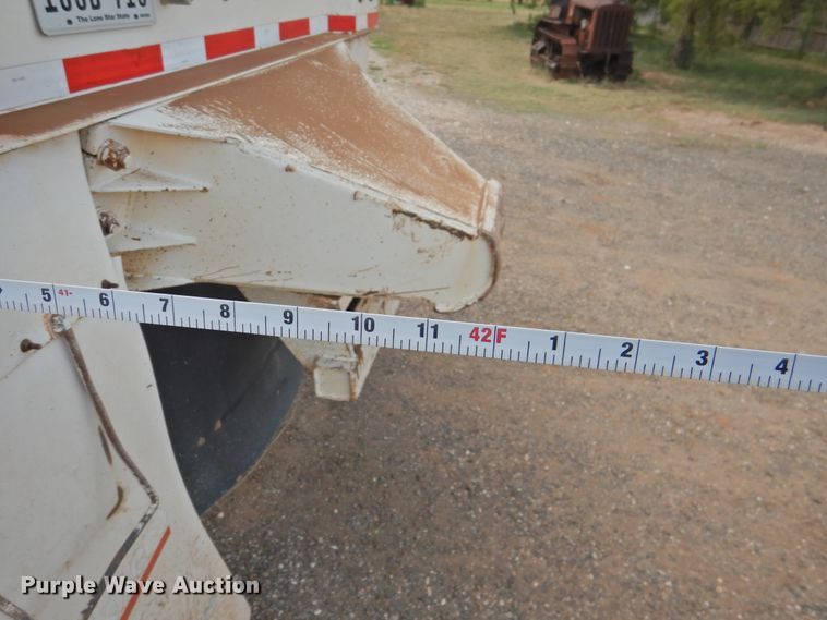 image for item DK2454 2001 Midland MG40MC2000  bottom dump trailer