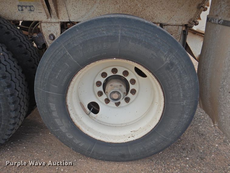 image for item DK2454 2001 Midland MG40MC2000  bottom dump trailer