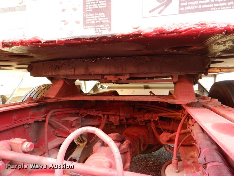 image for item DL0571 2016 Peterbilt 579  semi truck