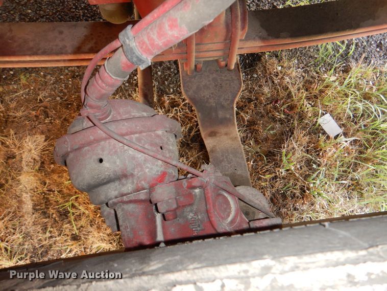 image for item DL0571 2016 Peterbilt 579  semi truck