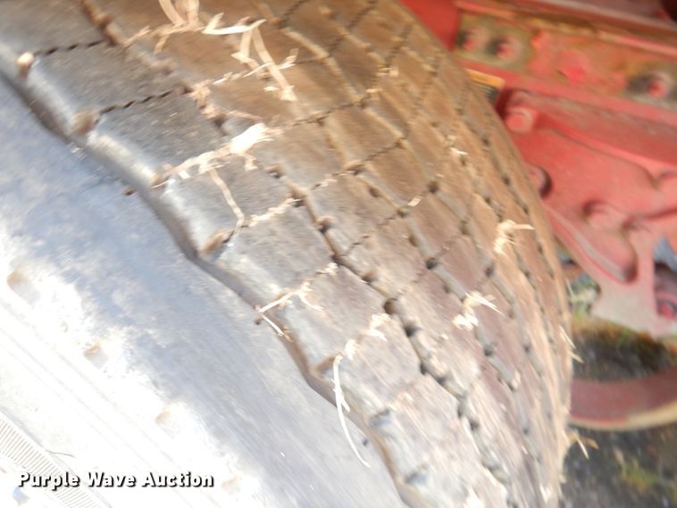 image for item DL0571 2016 Peterbilt 579  semi truck