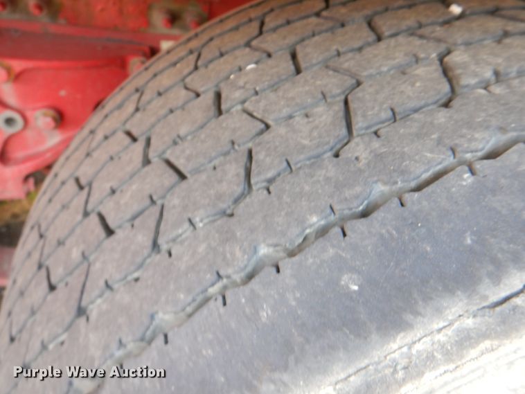 image for item DL0571 2016 Peterbilt 579  semi truck