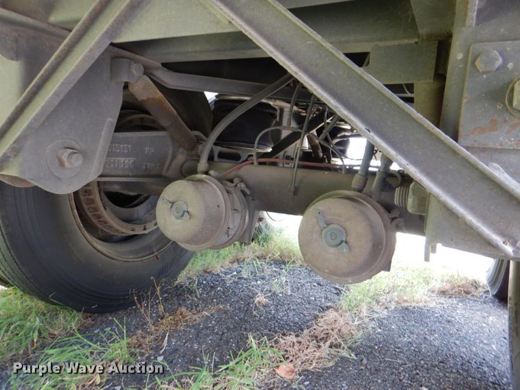 image for item DL0572 2012 Wilson DWH-550 Pace Setter  grain trailer